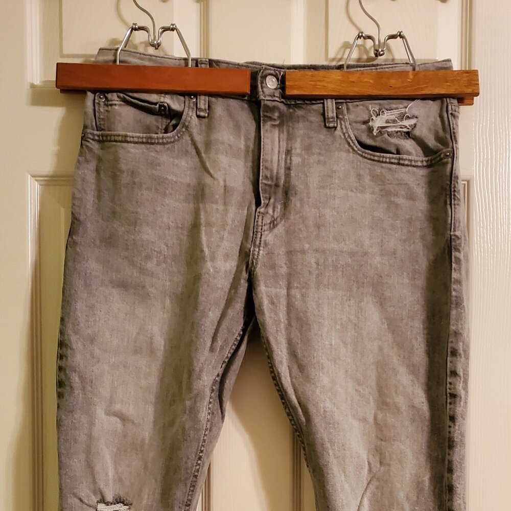 Levi’s 512 Slim Taper Jeans Men’s 33x32 Grey Distressed Ripped Knees